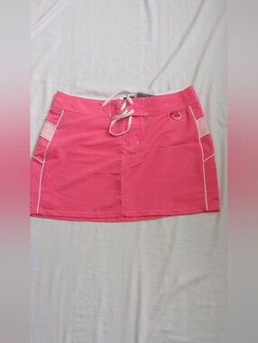 B.U.M Equipment Y2K Hot Pink Skirt NWT
